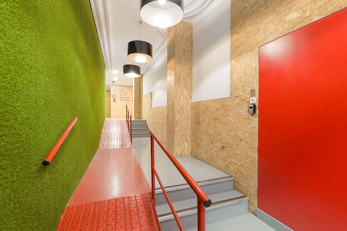 Imagen de los interiores del Hotel Tomate Rooms, Alicante. Foto 19