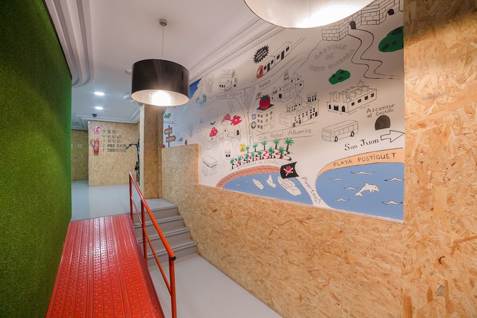 Imagen de los interiores del Hotel Tomate Rooms, Alicante. Foto 20