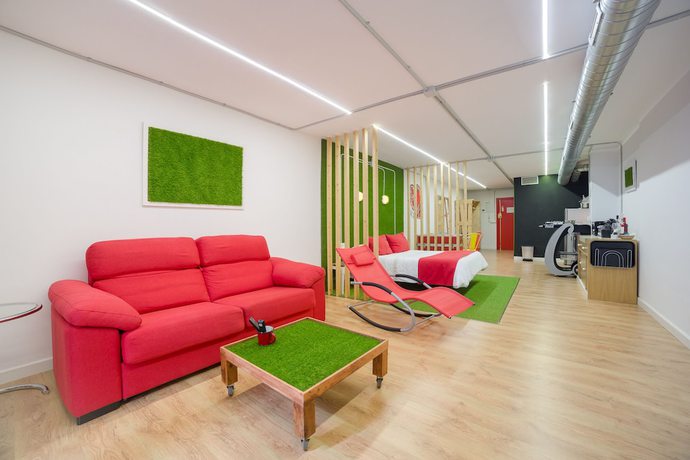 Imagen de la habitación del Hotel Tomate Rooms, Alicante. Foto 10