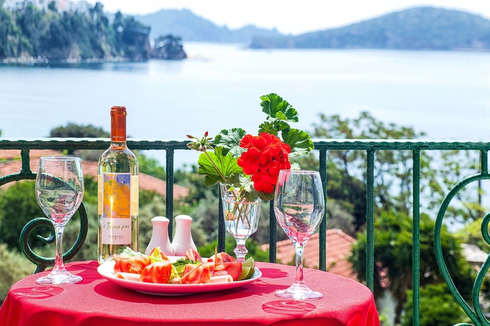 Imagen de la habitación del Hotel Tomato Beach. Foto 9