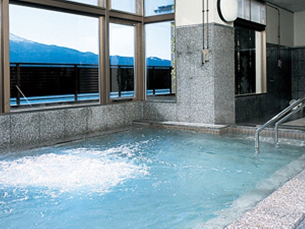 Imagen de la piscina del Hotel Tominoko. Foto 15