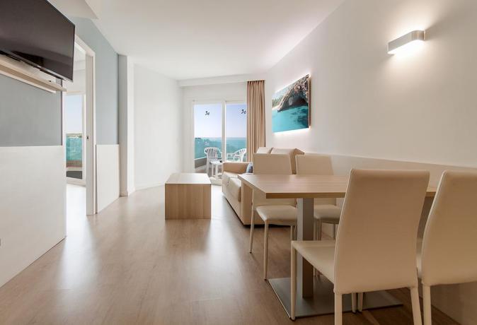 Imagen de la habitación del Hotel Tomir Portals Suites - Adults Only (+16). Foto 7