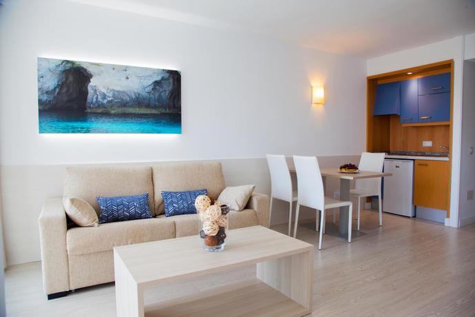 Imagen de la habitación del Hotel Tomir Portals Suites - Adults Only (+16). Foto 8