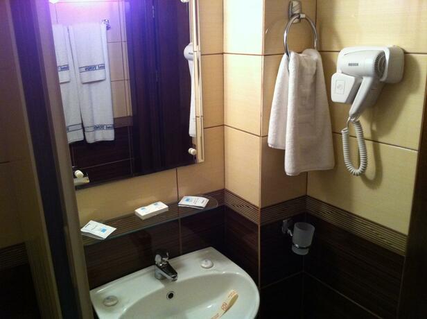 Imagen general del Hotel Tomis. Foto 11