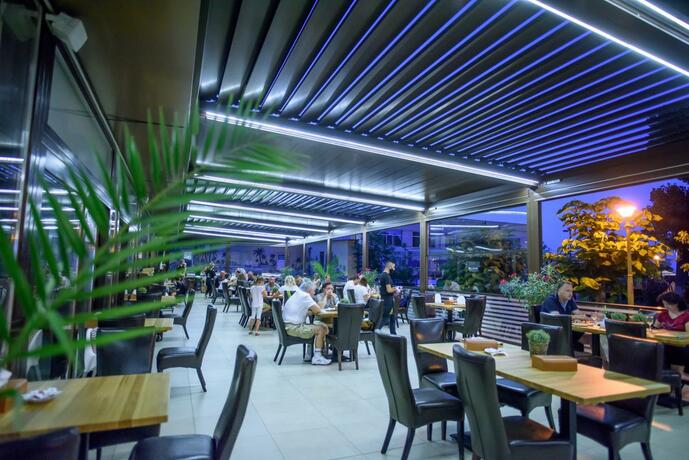 Imagen general del Hotel Tomis. Foto 15