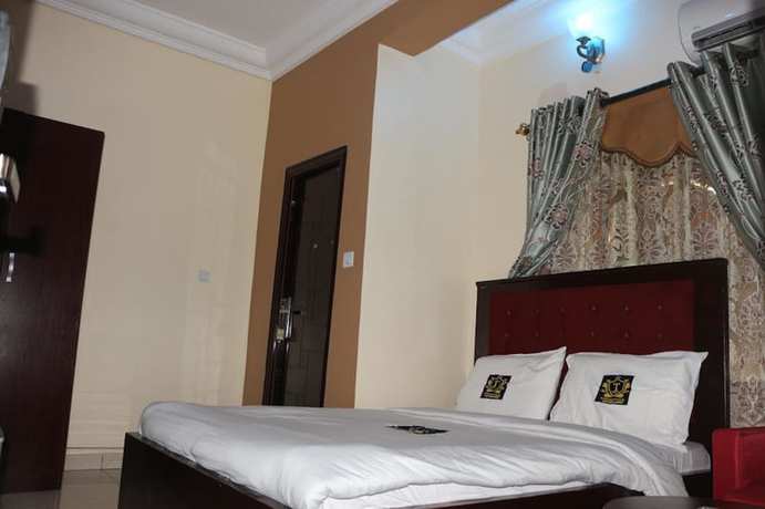 Imagen de la habitación del Hotel TommsVilles. Foto 13