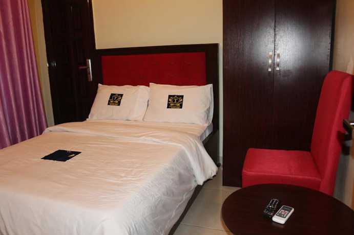 Imagen de la habitación del Hotel TommsVilles. Foto 14