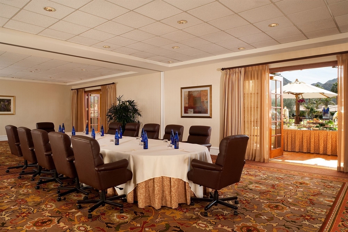 Imagen de los interiores del Hotel Tommy Bahama Miramonte Resort and Spa. Foto 10