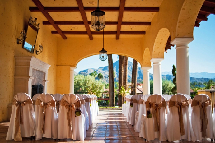 Imagen de los exteriores del Hotel Tommy Bahama Miramonte Resort and Spa. Foto 9