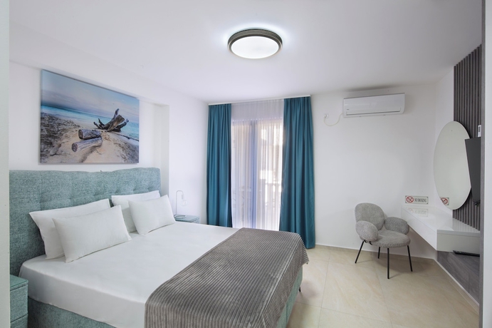 Imagen de la habitación del Hotel Tommy, Budva. Foto 8