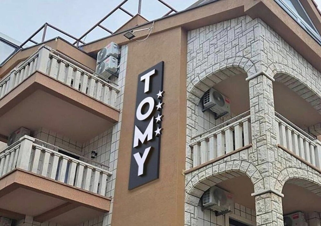 Imagen general del Hotel Tommy, Budva. Foto 1