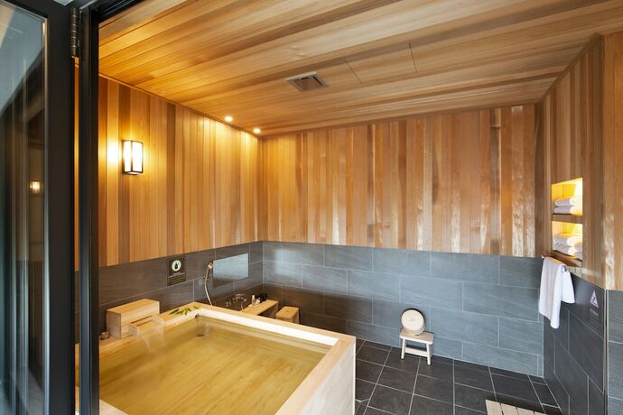 Imagen de la habitación del Hotel Tomonoya and Ryokan Daecheon. Foto 18