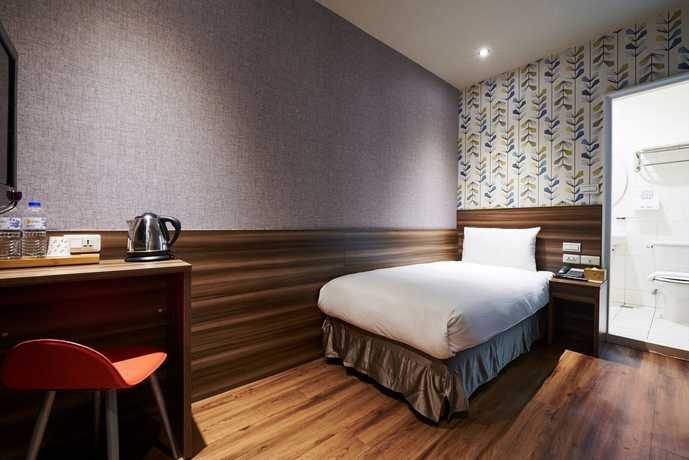 Imagen de la habitación del Hotel Tomorrow. Foto 7