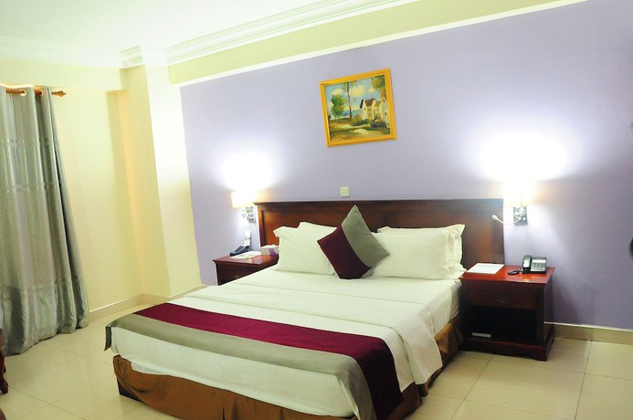 Imagen de la habitación del Hotel Tomreik. Foto 2