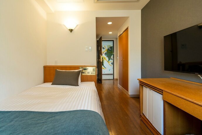 Imagen general del Hotel Toms. Foto 2