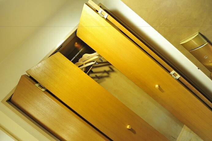 Imagen de la habitación del Hotel Toms. Foto 18