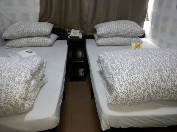 Imagen general del Hotel Tom\'s Guest House. Foto 6