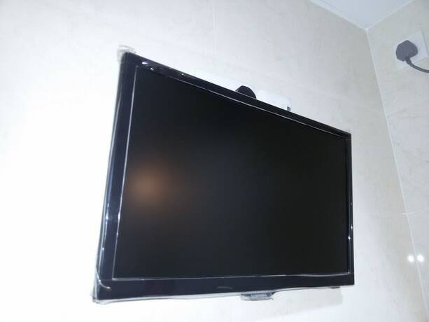 Imagen de la habitación del Hotel Tom\'s Guest House. Foto 19