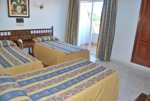 Imagen de la habitación del Hotel Ton. Foto 3