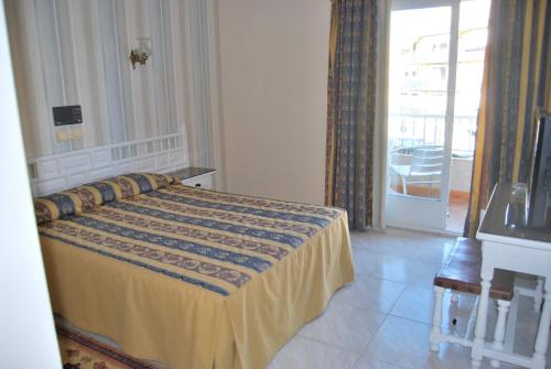 Imagen de la habitación del Hotel Ton. Foto 5