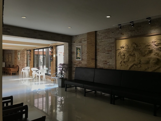 Imagen de los interiores del Hotel Ton Thong Resort Hotel. Foto 19