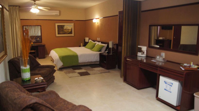 Imagen de la habitación del Hotel Tonchala. Foto 7