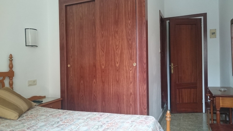 Imagen de la habitación del Hotel Tonet. Foto 9