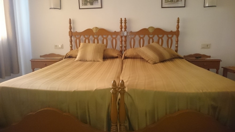 Imagen de la habitación del Hotel Tonet. Foto 13