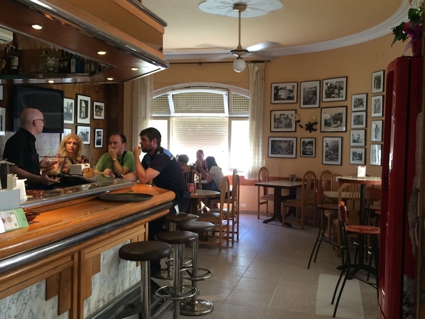 Imagen del bar/restaurante del Hotel Tonet. Foto 4