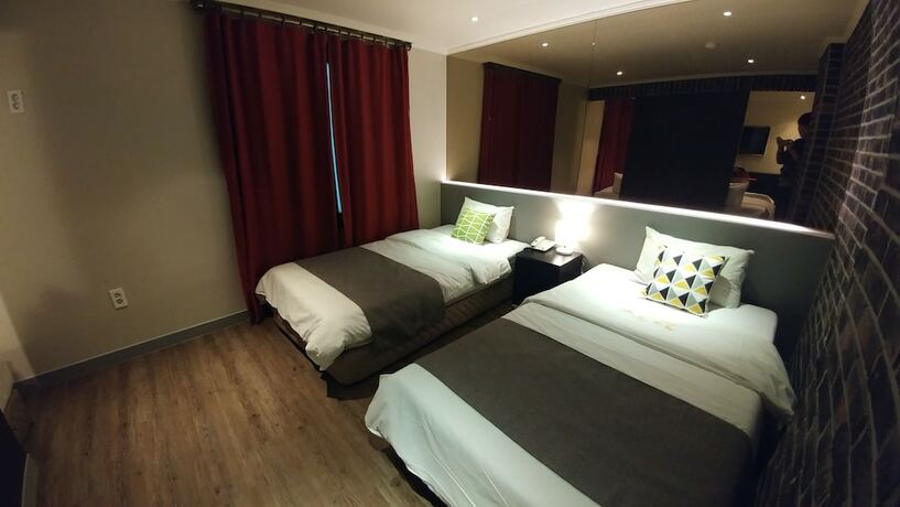 Imagen de la habitación del Hotel Tong Yeondong Jeju. Foto 14