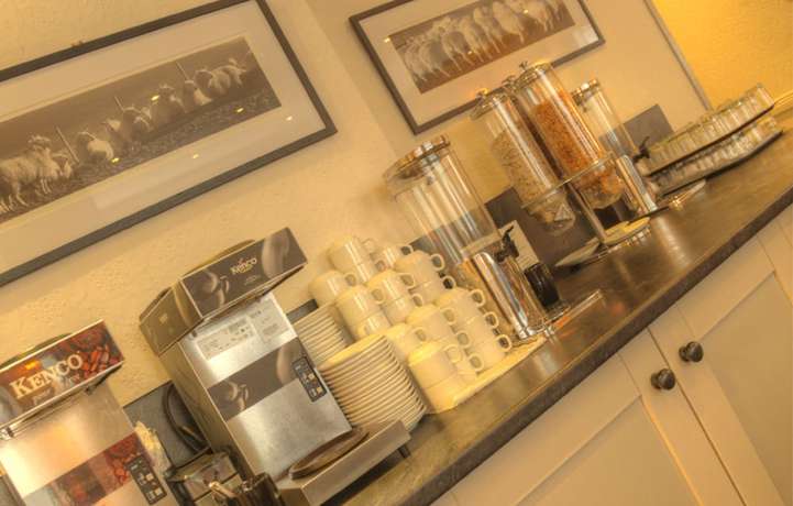 Imagen del bar/restaurante del Hotel Tongadale Hotel. Foto 2