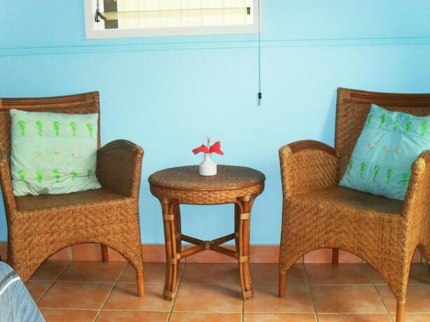 Imagen de la habitación del Hotel Tongan Beach Resort. Foto 17