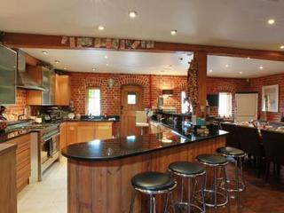 Imagen del bar/restaurante del Hotel Tonge Barn. Foto 2