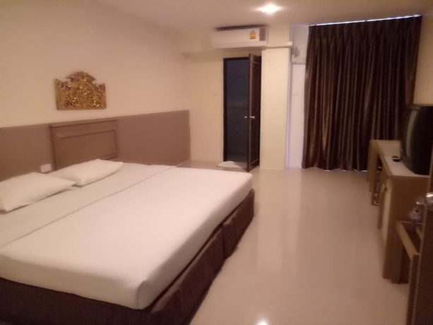 Imagen de la habitación del Hotel Tongpoon. Foto 6