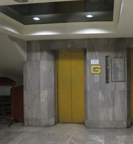 Imagen de los interiores del Hotel Tongpoon. Foto 18