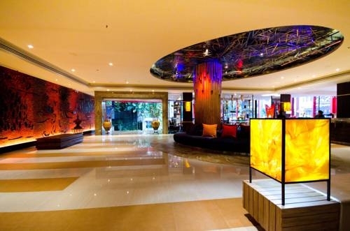 Imagen del bar/restaurante del Hotel Tongtara Riverview. Foto 14