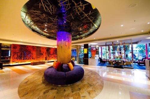 Imagen del bar/restaurante del Hotel Tongtara Riverview. Foto 15