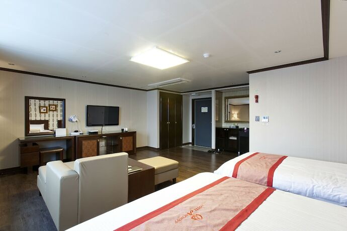 Imagen general del Hotel Tongyeong Anchovy Tourist. Foto 9