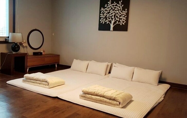 Imagen de la habitación del Hotel Tongyeong Anchovy Tourist. Foto 20