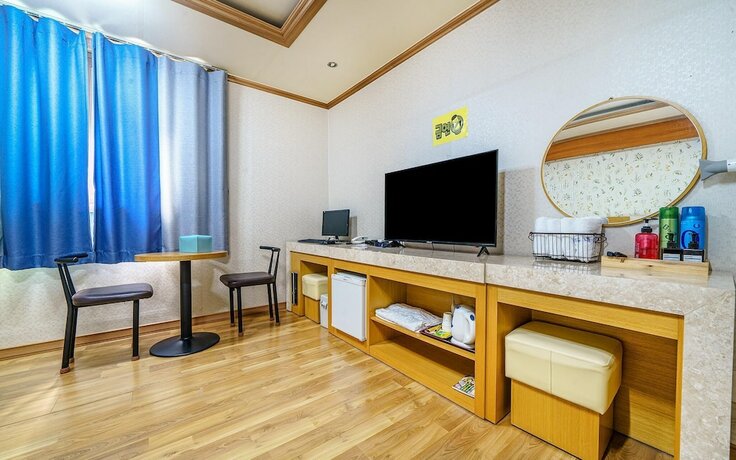 Imagen general del Hotel Tongyeong Badanaeum. Foto 9