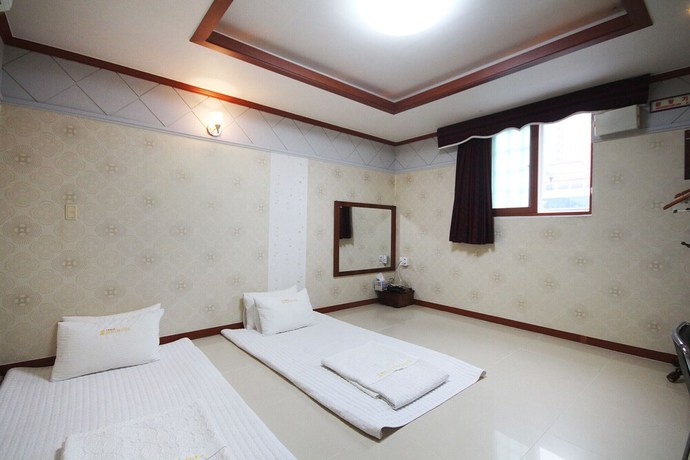 Imagen de la habitación del Hotel Tongyeong Best. Foto 12