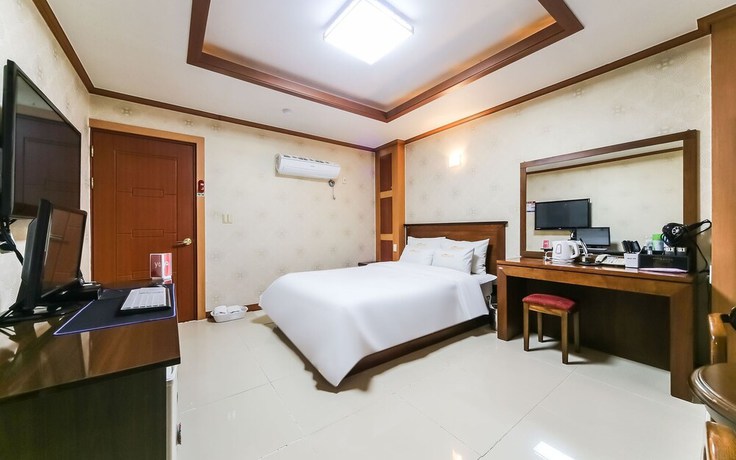 Imagen de la habitación del Hotel Tongyeong Best. Foto 16