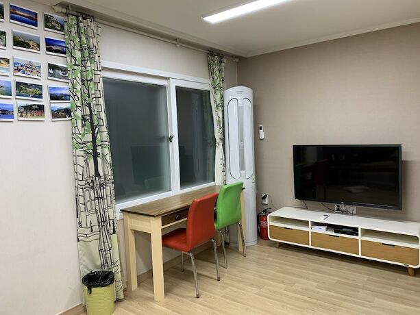 Imagen general del Hotel Tongyeong Camellia House. Foto 14