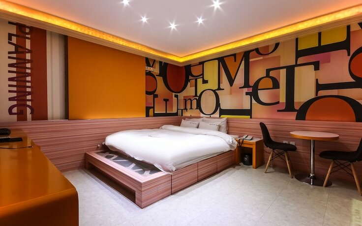 Imagen de la habitación del Hotel Tongyeong Ivy. Foto 17