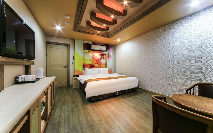 Imagen de la habitación del Hotel Tongyeong Man to Man. Foto 15