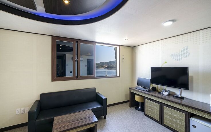 Imagen general del Hotel Tongyeong Rock. Foto 7