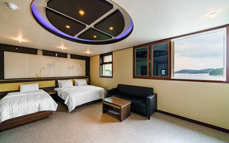 Imagen general del Hotel Tongyeong Rock. Foto 8