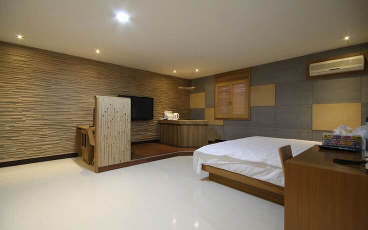 Imagen de la habitación del Hotel Tongyeong Wow. Foto 10
