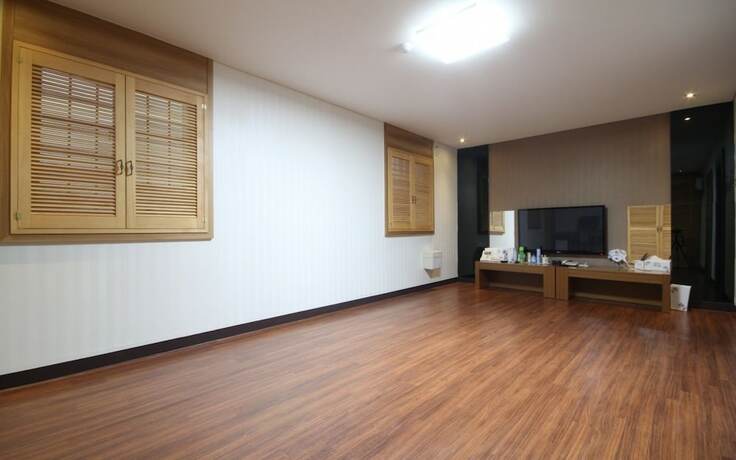 Imagen de la habitación del Hotel Tongyeong Wow. Foto 14