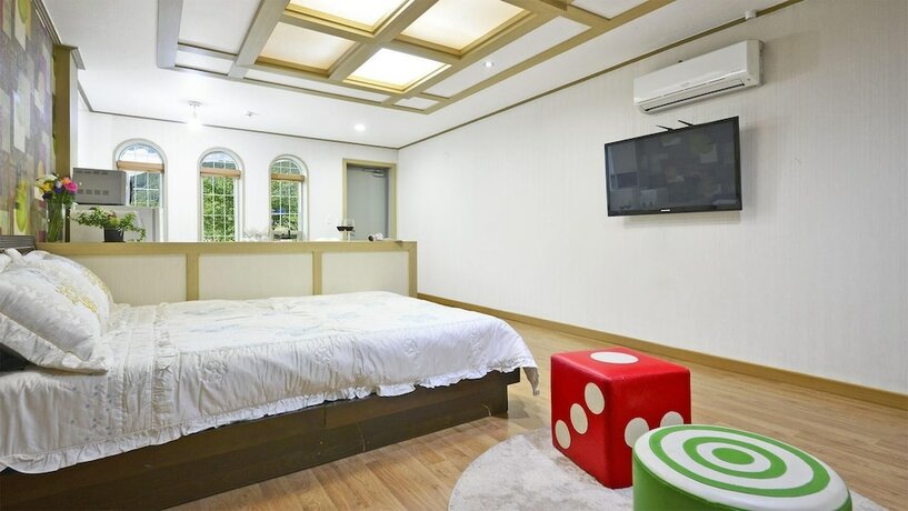 Imagen de la habitación del Hotel Tongyoung Macaio Pension. Foto 11